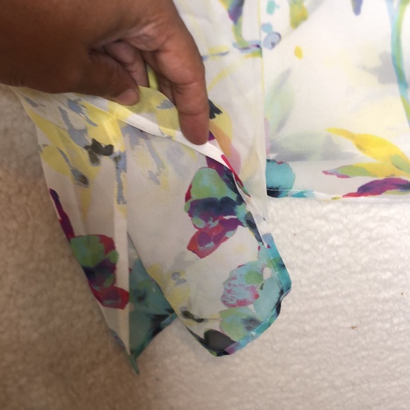 NWT St. John Womens Floral Silk R12MQ01 Swim Cover Size 4 - Picture 6 of 7